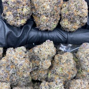 BLACK CHERRY BOMB
